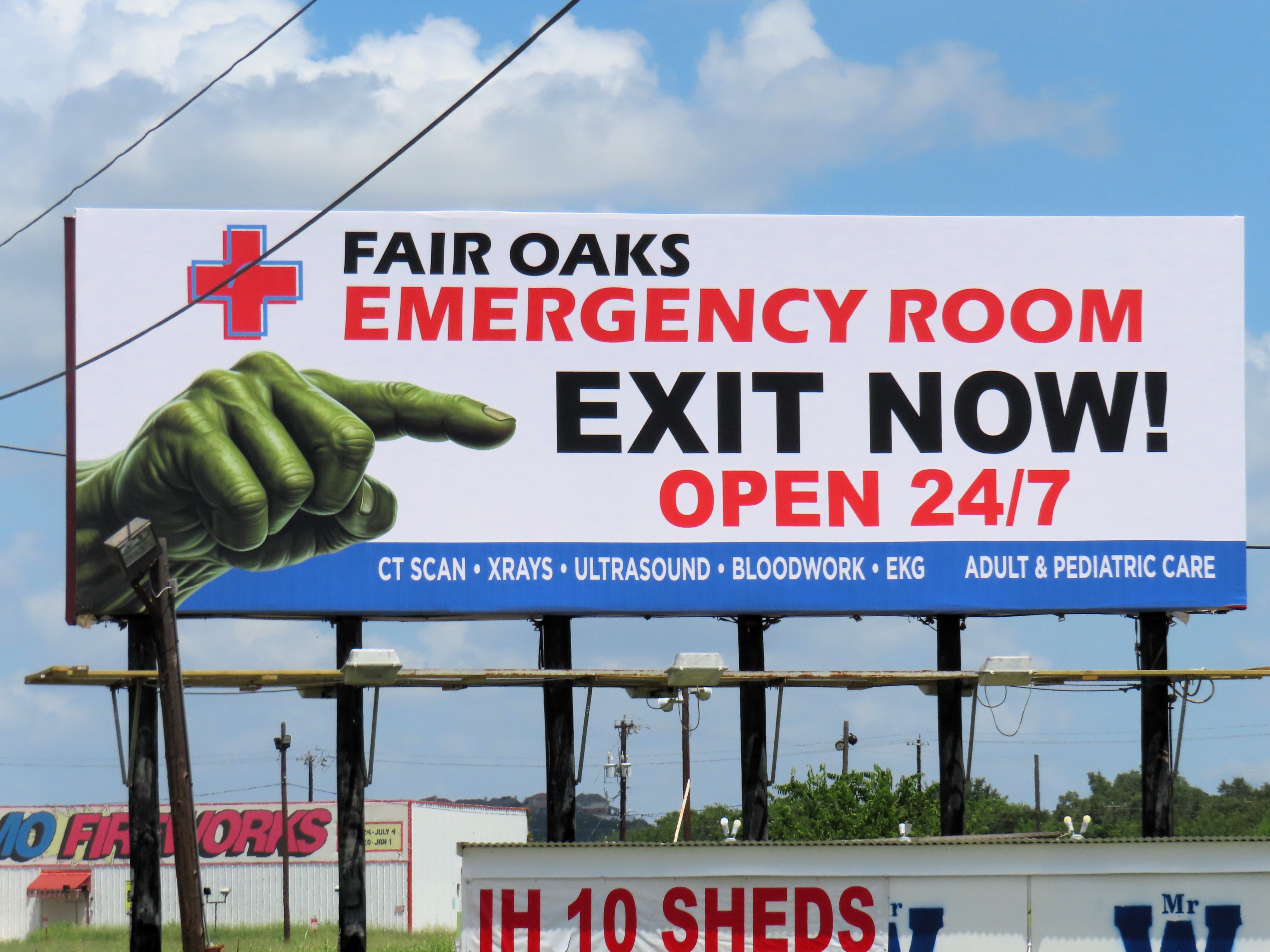 Fair Oaks ER billboard in Boerne, TX