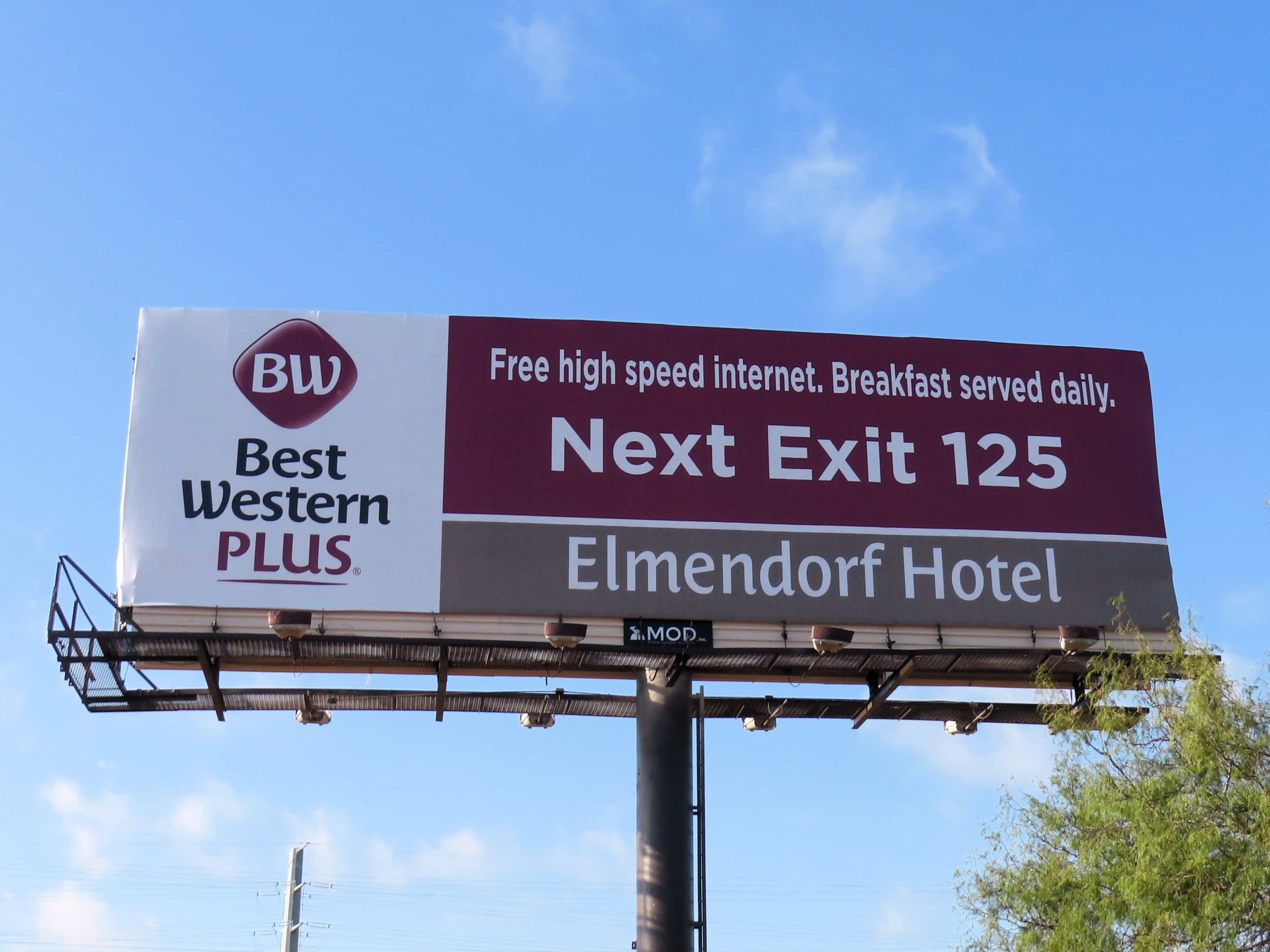 Best Western billboard in Elmendorf, TX